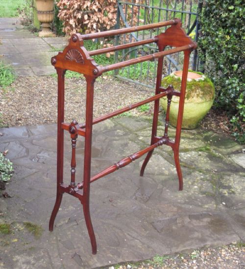 Fine Trollope & Sons Mahogany Towel Rail C1880