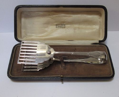 Boxed Pair of Silver Asparagus Tongs Sheffield 1928