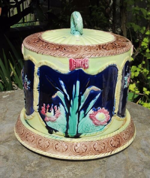fig 1. THOMAS FORESTER ENGLISH MAJOLICA CHEESE DOME c1880