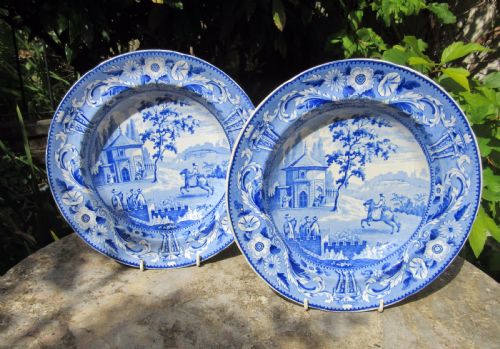 Pair of English Pearlware 'Pera' Pattern Dishes C1820
