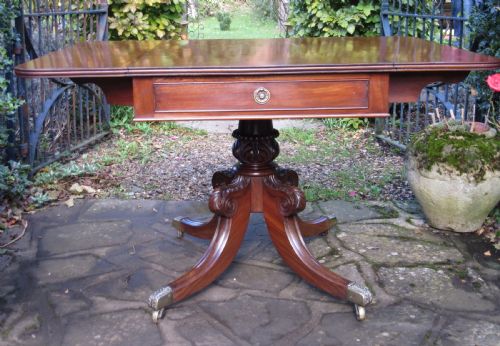 fig 1. FINE GEORGIAN MAHOGANY PEMBROKE TABLE by SPURRIER of BRISTOL