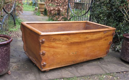 Large Country House Elm Log Bin