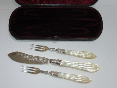 fig 1. GEORGE UNITE VICTORIAN SILVER & MOP BOXED KNIFE & FORKS BIRMINGHAM 1880