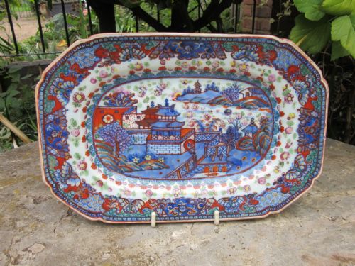 Small Chinese Porcelain Platter C1800