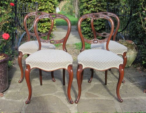 Fine Set of Four Victorian Walnut Dining Chairs