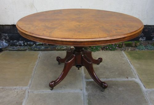 Victorian Inlaid Walnut Oval Dining Table C1860