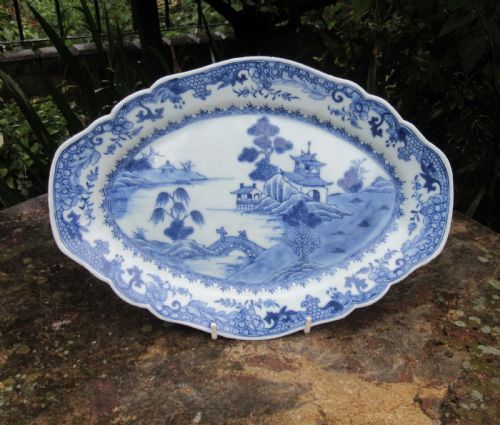 Chinese Blue & White Porcelain Dish C1800