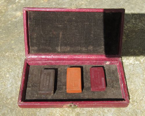 fig 1. GEORGIAN MINIATURIST'S PAINT COLOURS c1830