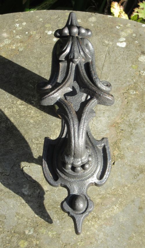 Victorian Cast Iron Kenrick Door Knocker No 294