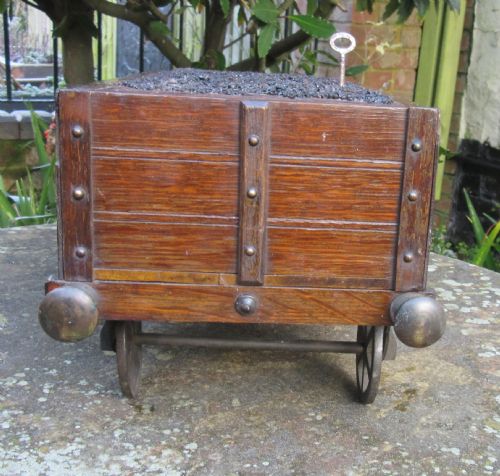 ANTIQUE OAK RAILWAY COAL WAGON HUMIDOR C1890 - ADDITIONAL PHOTO 3