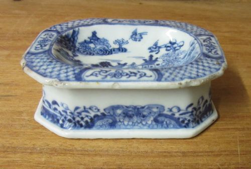 Chinese Blue & White Porcelain Salt C1800