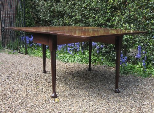 GEORGIAN MAHOGANY PAD FOOT DINING TABLE C1780 - ADDITIONAL PHOTO 2
