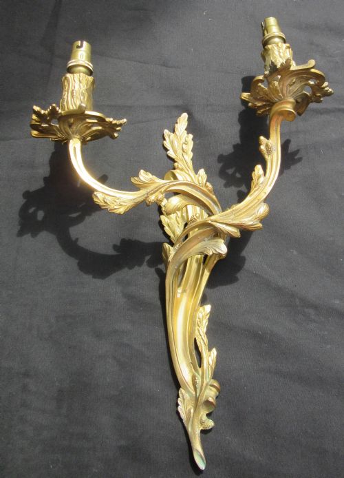 PAIR ANTIQUE ORMOLU GILT METAL WALL LIGHTS - ADDITIONAL PHOTO 1