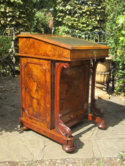 FINE QUALITY BURR WALNUT DAVENPORT C1860 - ADDITIONAL PHOTO 5