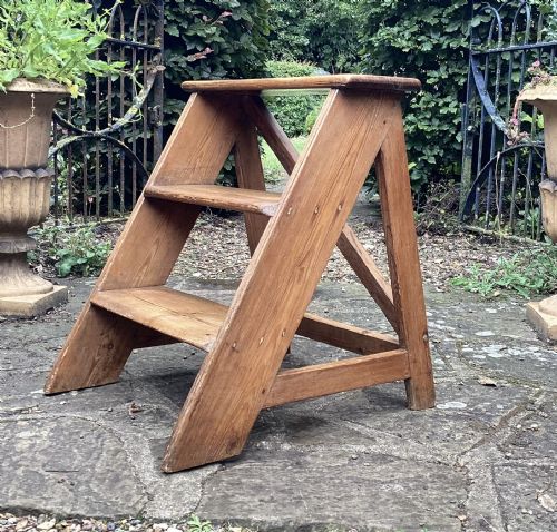 VICTORIAN COUNTRY PINE KITCHENLIBRARY STEPS - ADDITIONAL PHOTO 2