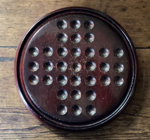 fig 1. VICTORIAN GLASS MARBLES WITH SOLITAIRE BOARD