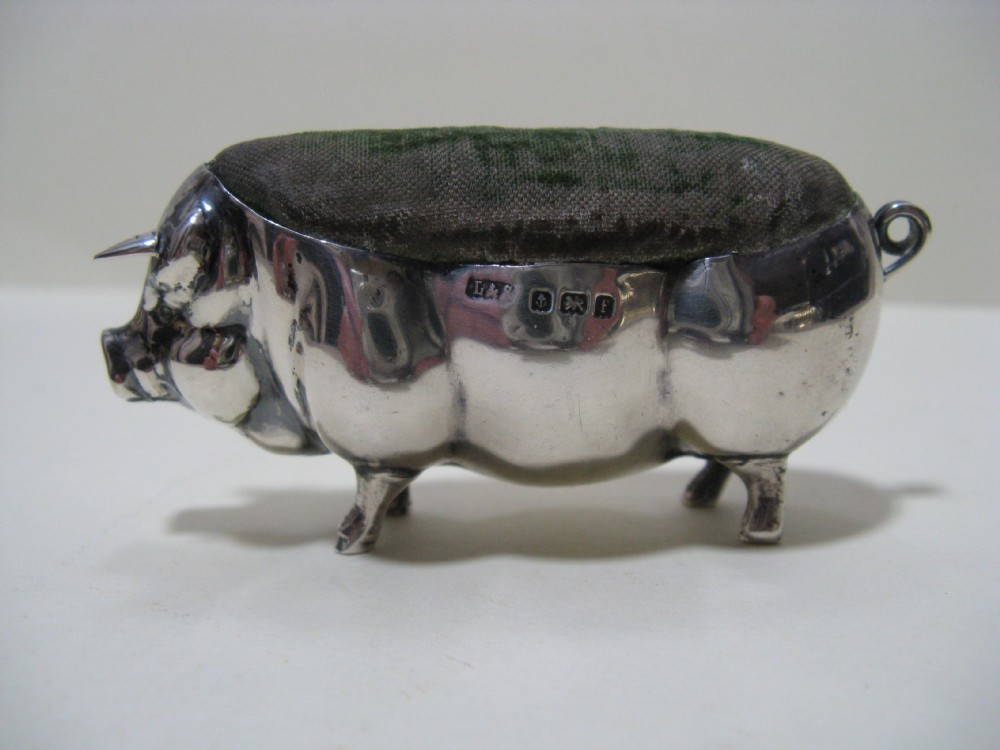 LEVI & SALAMAN SILVER PIG PIN CUSHION BIRMINGHAM 1905
