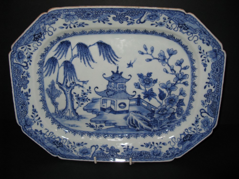 CHINESE BLUE & WHITE NANKING PLATTER c1800