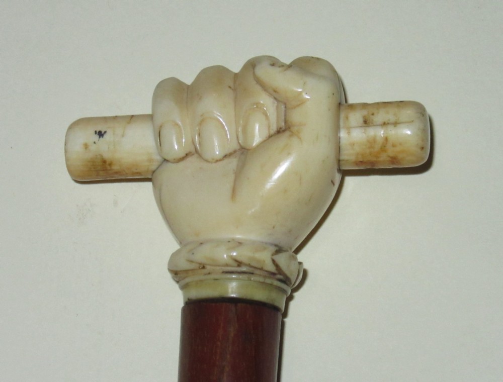LATE VICTORIAN CARVED CLASPED HAND WALKING STICK circa 1900