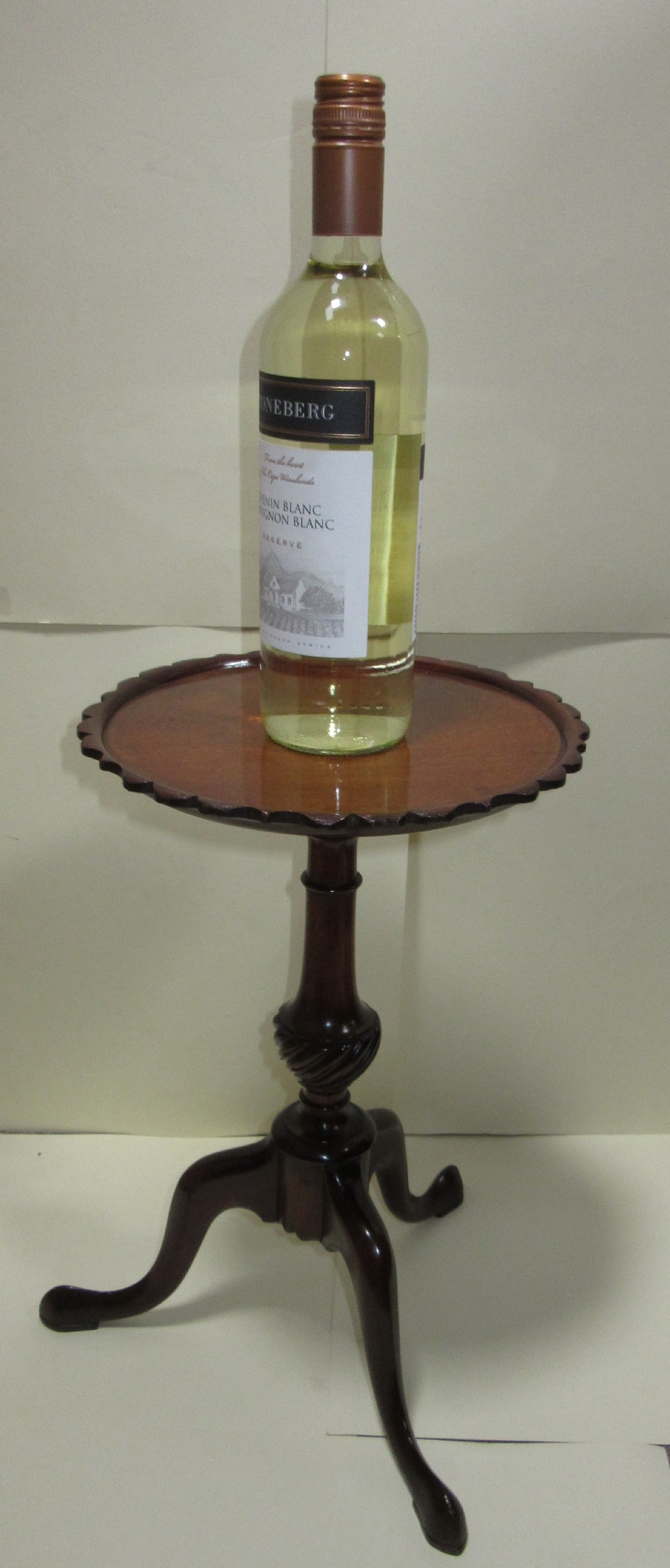 SMALL EDWARDIAN MAHOGANY WINE TABLE c1910