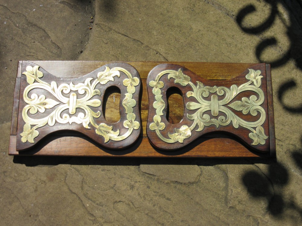 VICTORIAN WALNUT & BRASS BOOK SLIDE