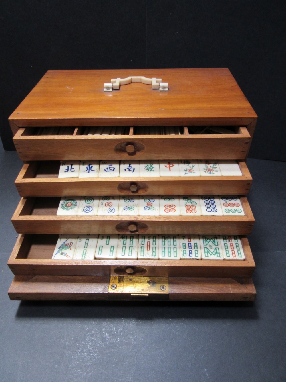 1920s BONE & BAMBOO MAH JONG SET