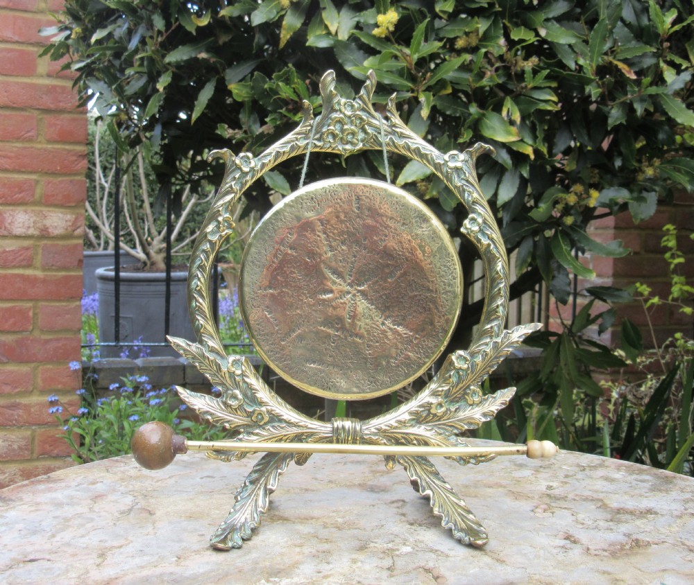 VICTORIAN TOWNSHEND & Co BRASS DINNER GONG