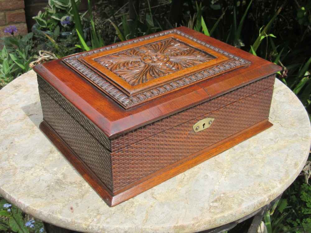 UNUSUAL VICTORIAN CARVED OAK & MAHOGANY BOX 