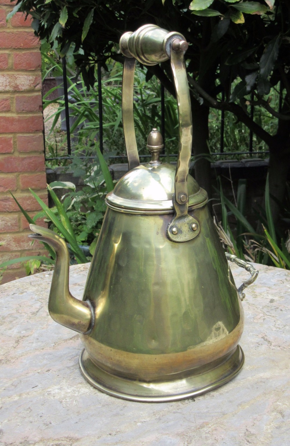 EDWARDIAN BRASS KETTLE c1900