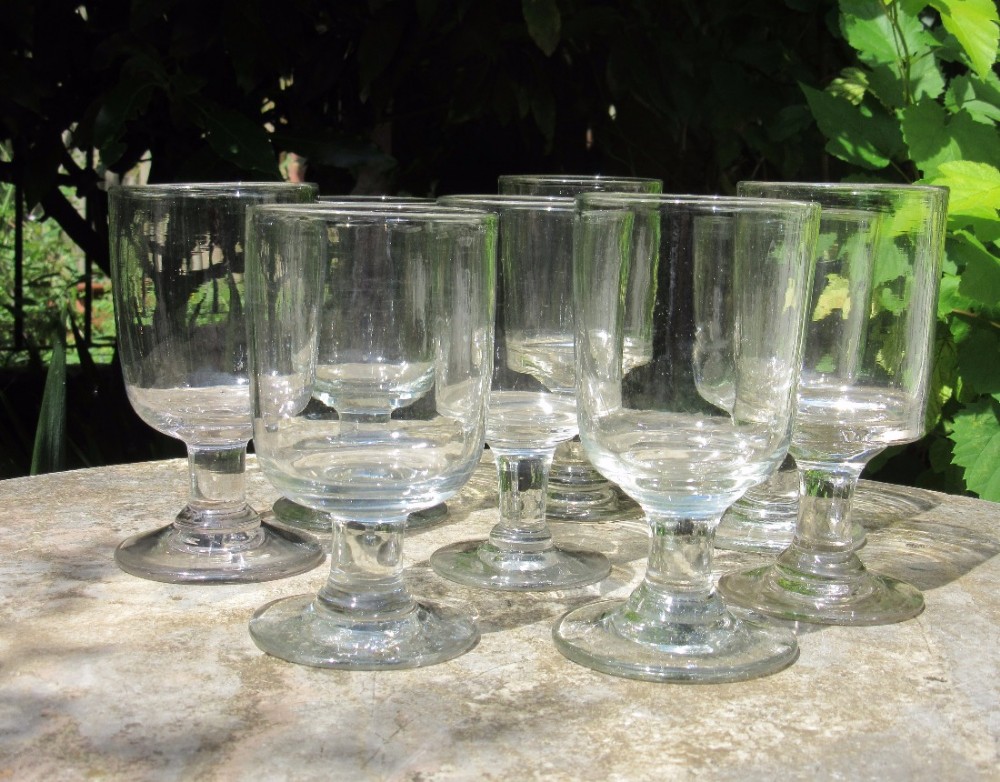 HARLEQUIN SET OF 8 ENGLISH VICTORIAN RUMMERS c1880
