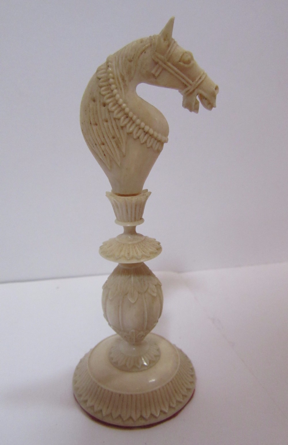 19th C CARVED VIZAGAPATAM CHESS SET View II