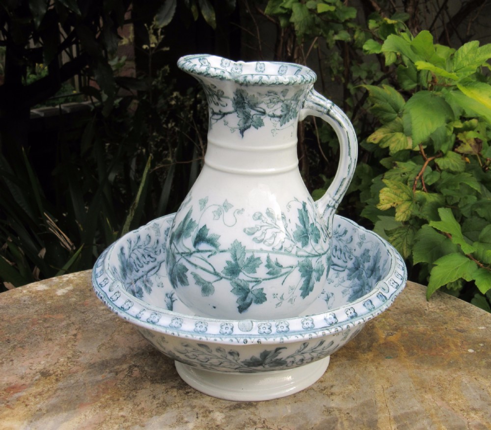 SMALL SAMUEL ALCOCK & Co LABURNUM JUG AND BASIN c1840