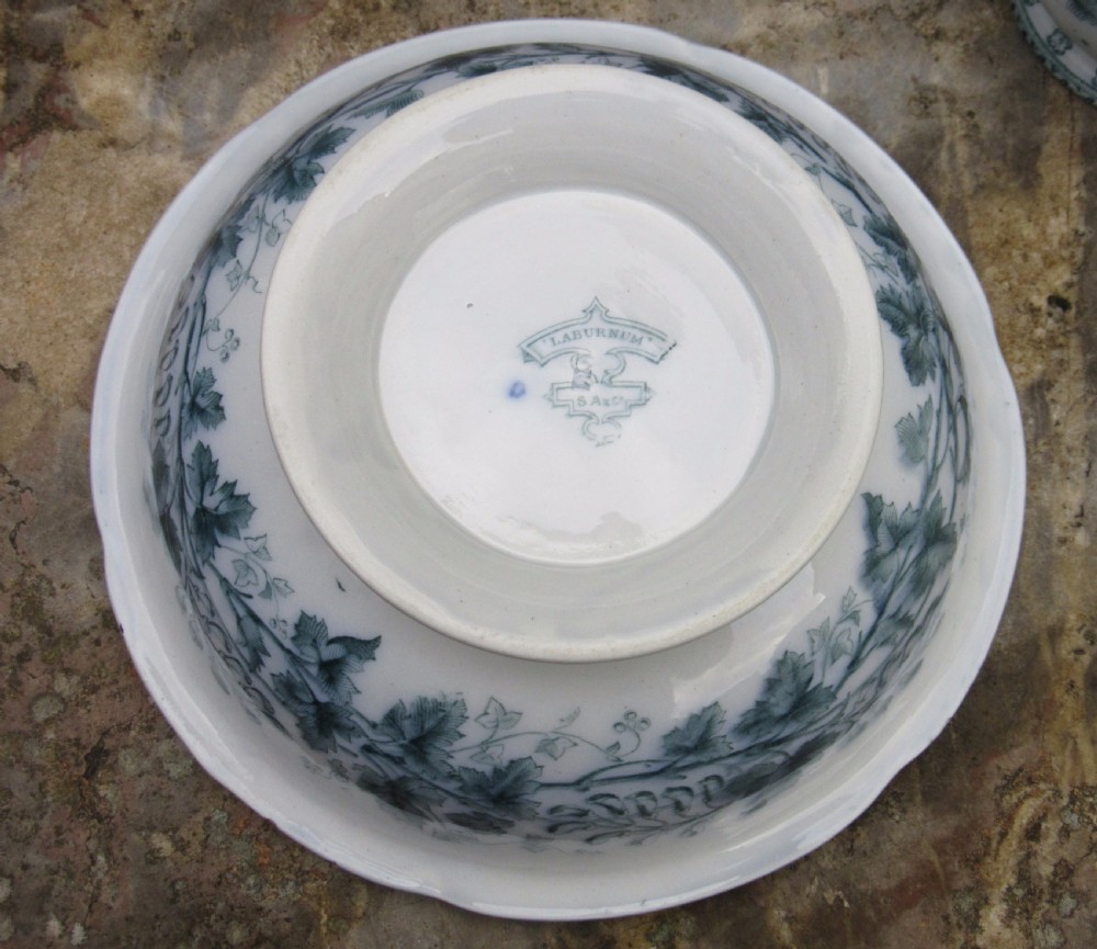 SMALL SAMUEL ALCOCK & Co LABURNUM JUG AND BASIN c1840 View IV
