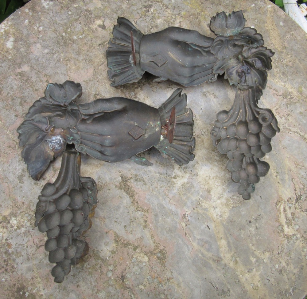 PAIR OF ANTIQUE ENGLISH ORMOLU WALL ORNAMENTS  View VI
