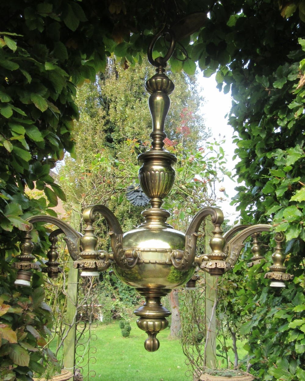 LARGE EDWARDIAN BRASS 8 BRANCH CHANDELIER  View IV