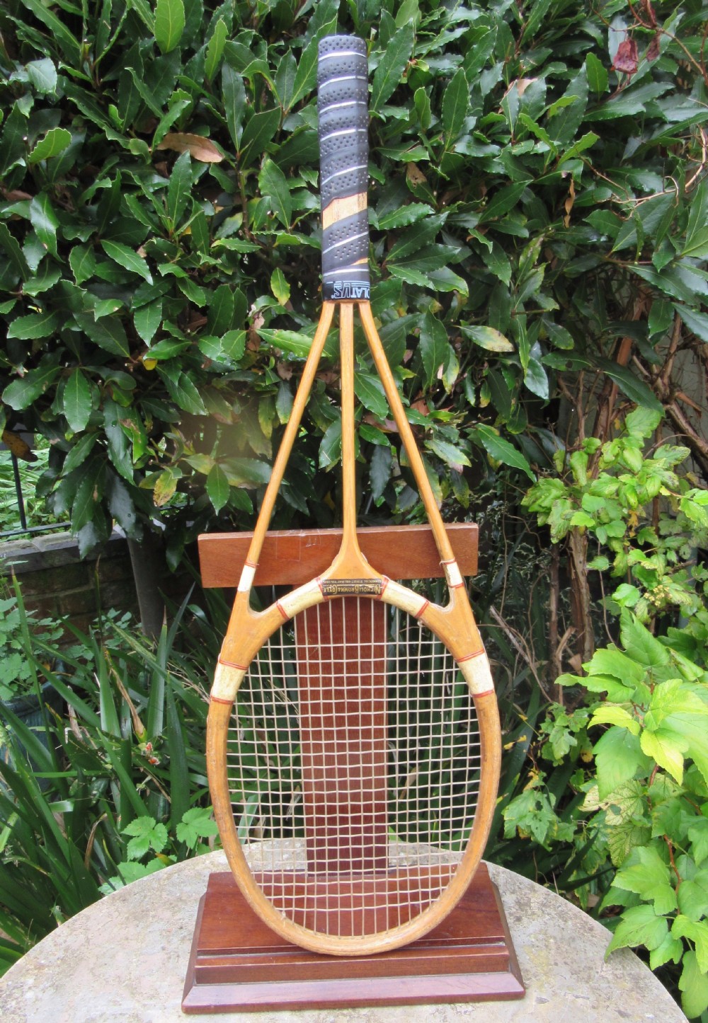 HAZELL'S STREAMLINE RED STAR TENNIS RACQUET RACKET ART DECO View II