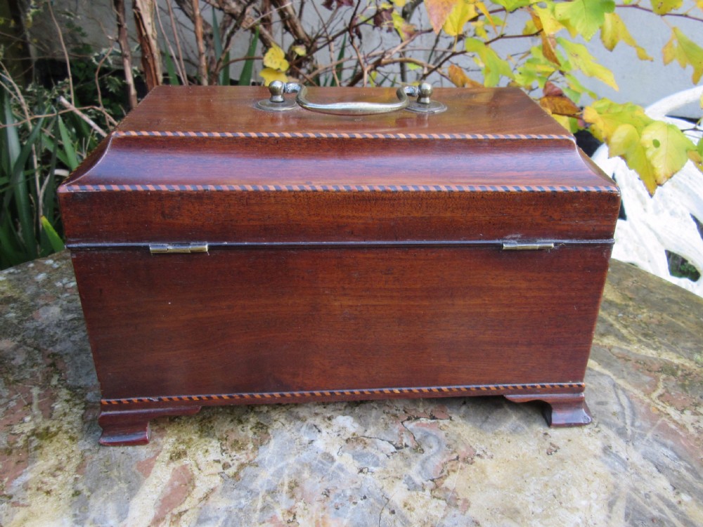 GEORGE III MAHOGANY TEA CADDY c1800 View V