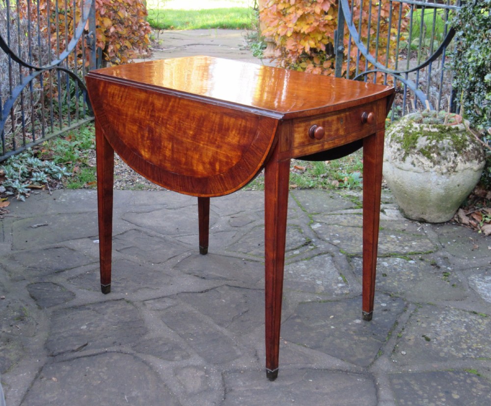 GEORGE III SATINWOOD BOW-END PEMBROKE TABLE c1800 View VII