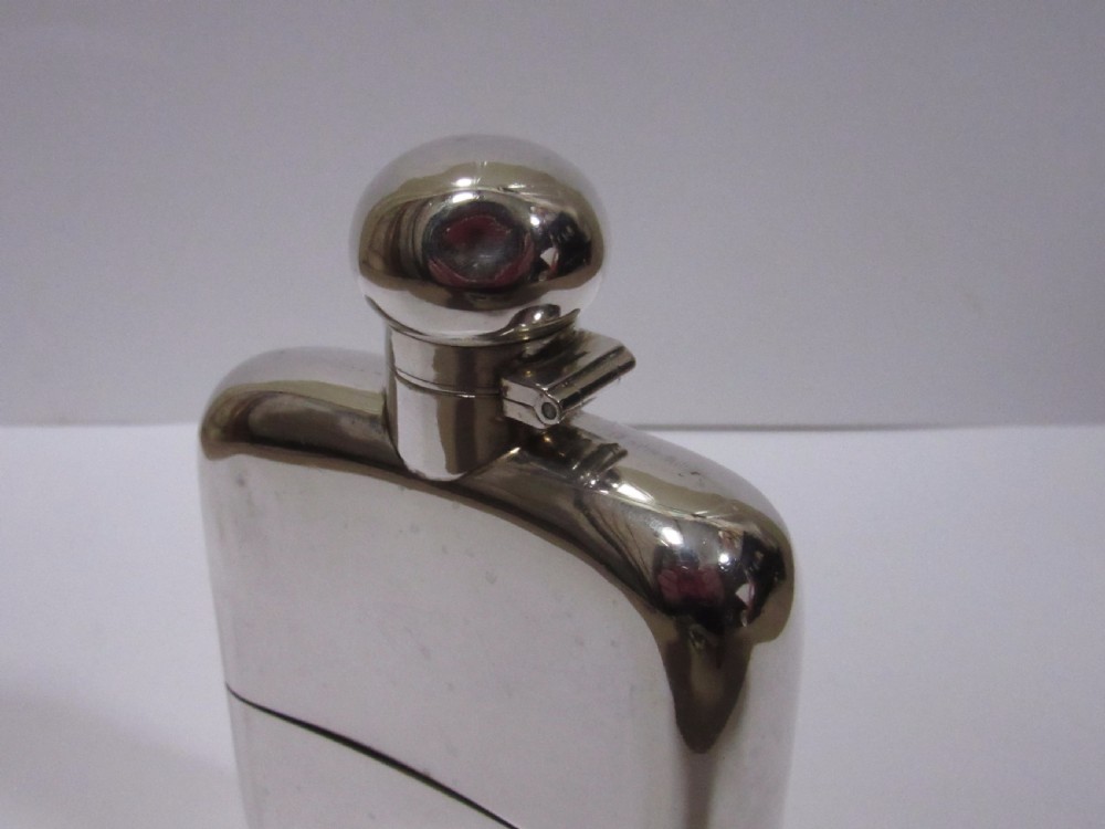 SOLID SILVER HIP FLASK HAWKSLEY SHEFFIELD 1918 View V