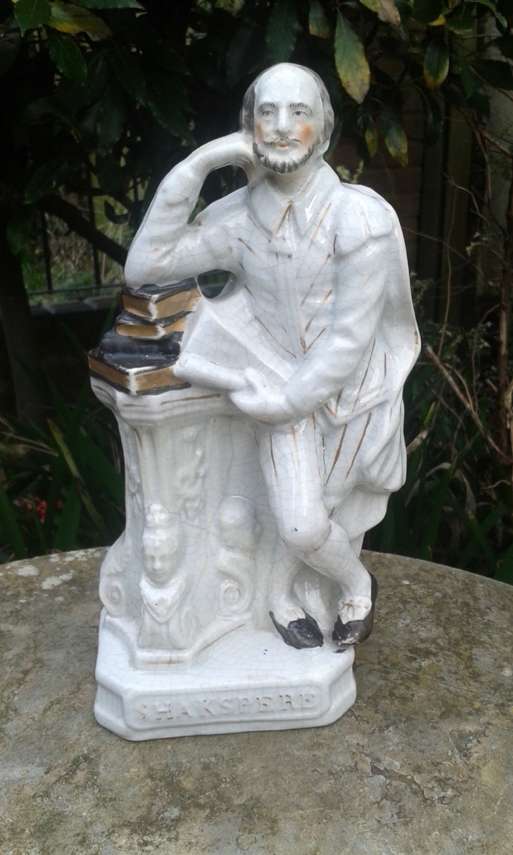 VICTORIAN STAFFORDSHIRE FIGURE OF SHAKESPEARE c1860