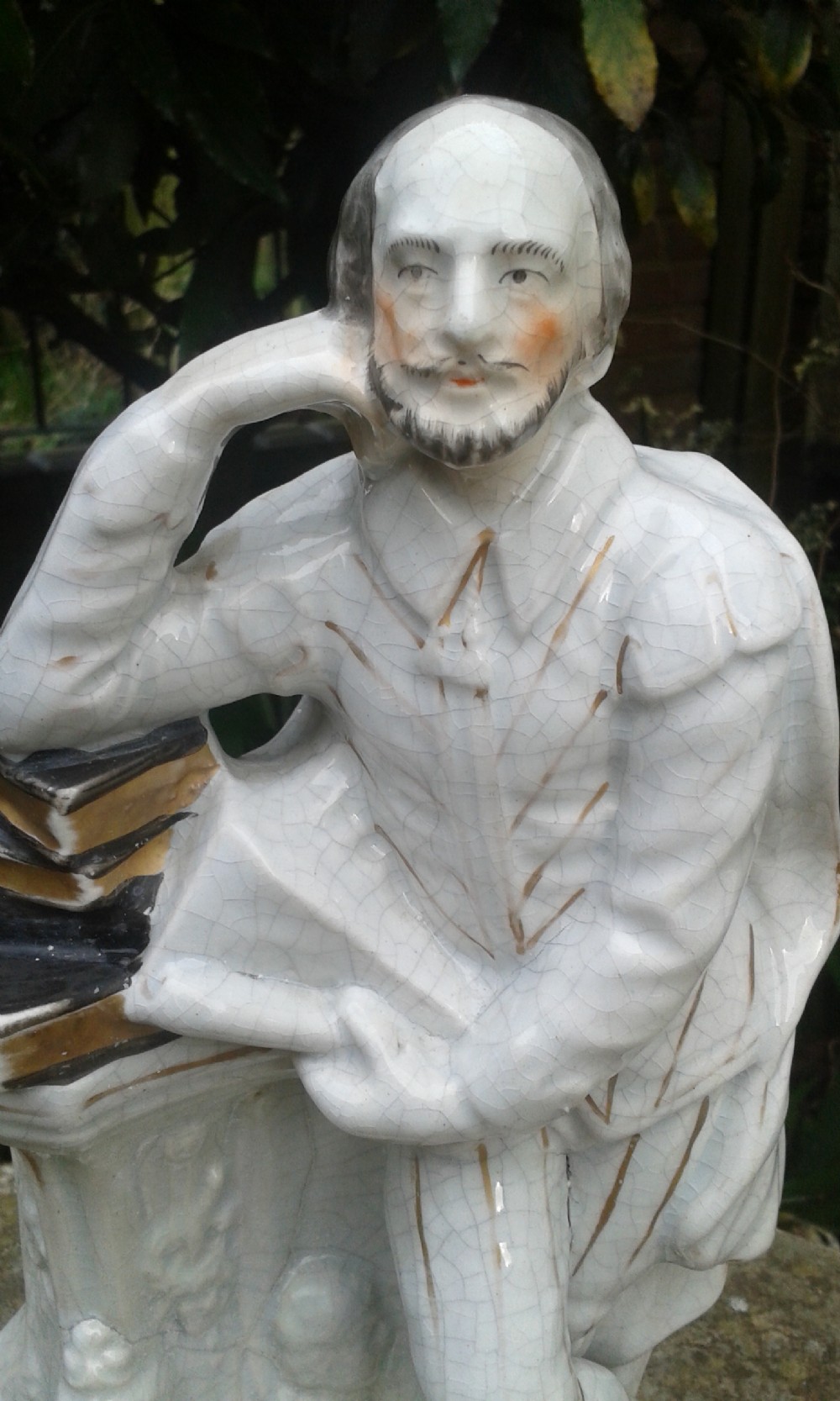 VICTORIAN STAFFORDSHIRE FIGURE OF SHAKESPEARE c1860 View III