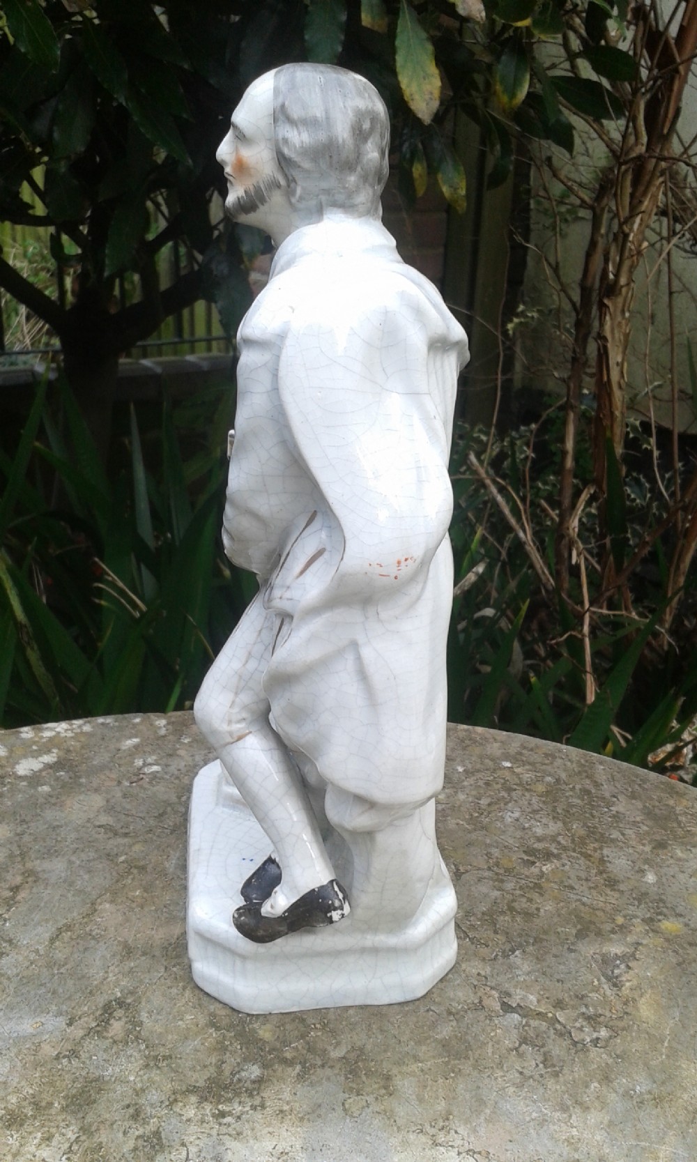 VICTORIAN STAFFORDSHIRE FIGURE OF SHAKESPEARE c1860 View IV