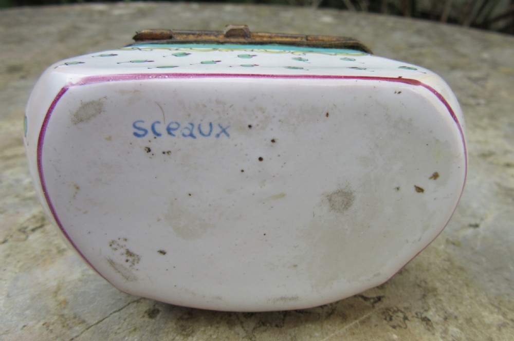 19th CENTURY SCEAUX FAIENCE 'OLD CHAIRS TO MEND' BOX View V
