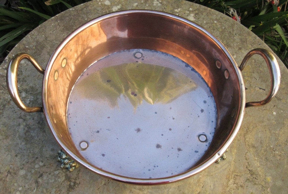 UNUSUAL COPPER TWO-HANDLED SERVING PAN c1840 View II