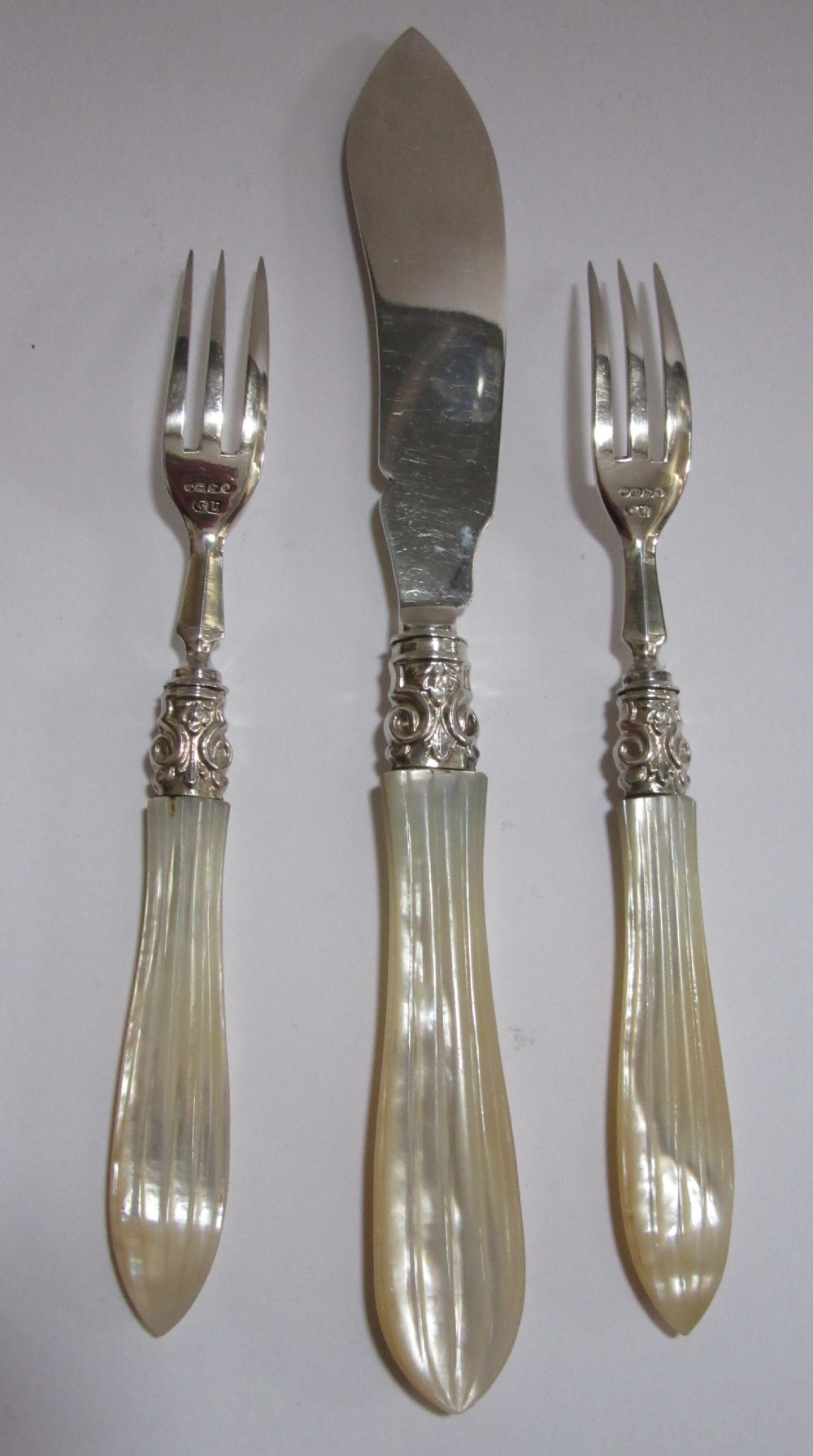 GEORGE UNITE VICTORIAN SILVER & MOP BOXED KNIFE & FORKS BIRMINGHAM 1880 View V