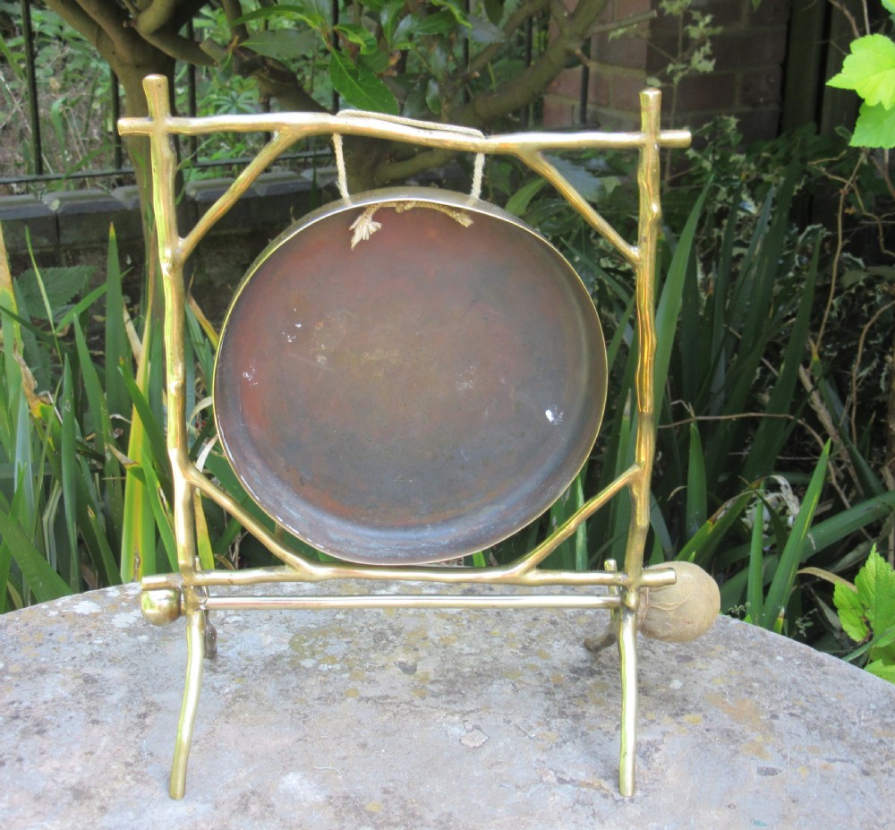 SUPER NATURALISTIC BRASS DINNER GONG c1880 View III