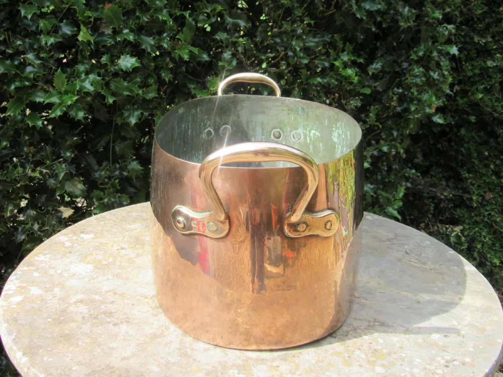 LARGE GEORGIAN COPPER PAN WINE COOLER View II