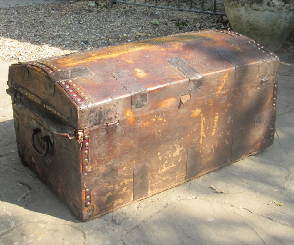 SMALL GEORGIAN FURNELL & BAGNAL HIDE TRAVELLING TRUNK c1810 View V