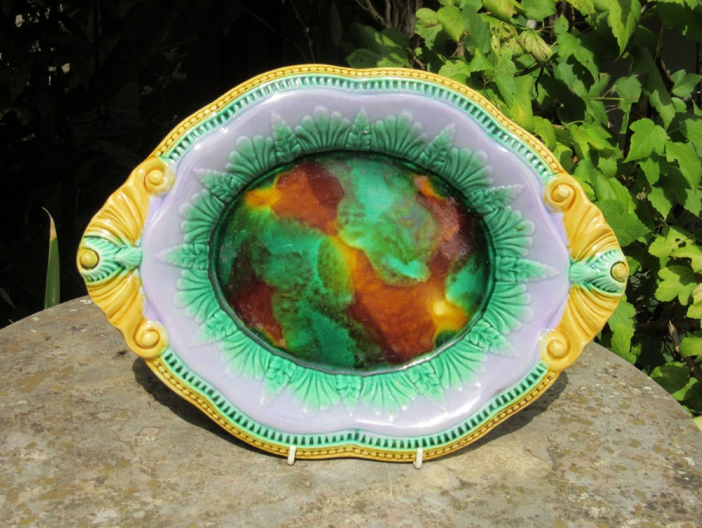 ENGLISH MAJOLICA BREAD PLATE c1880