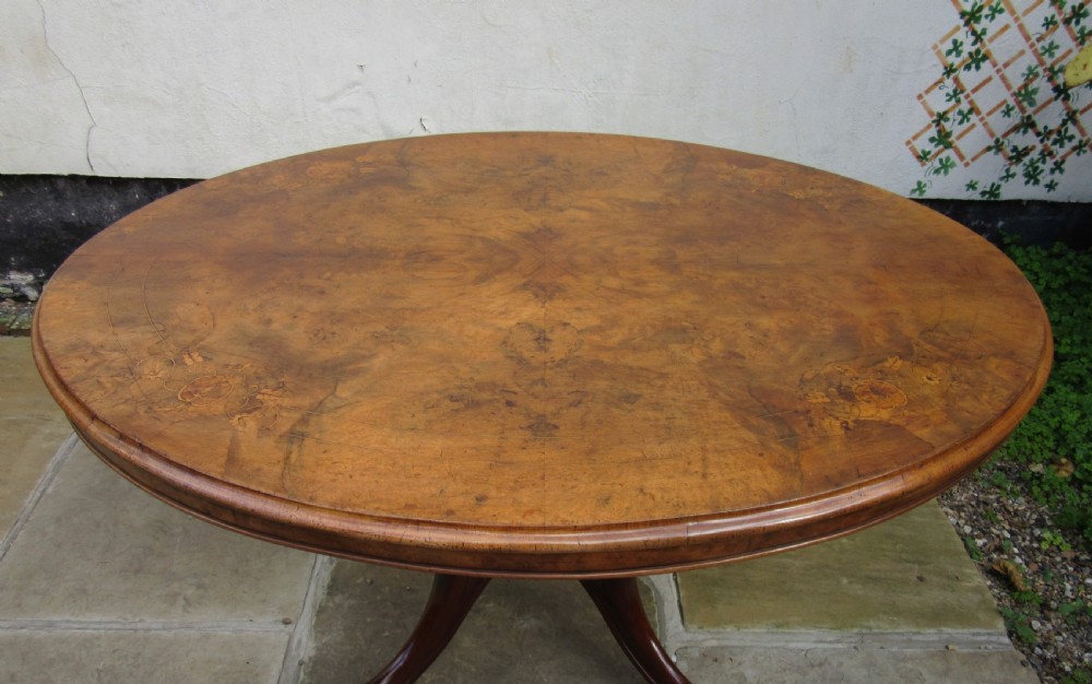 VICTORIAN INLAID WALNUT OVAL DINING TABLE c1860 View II